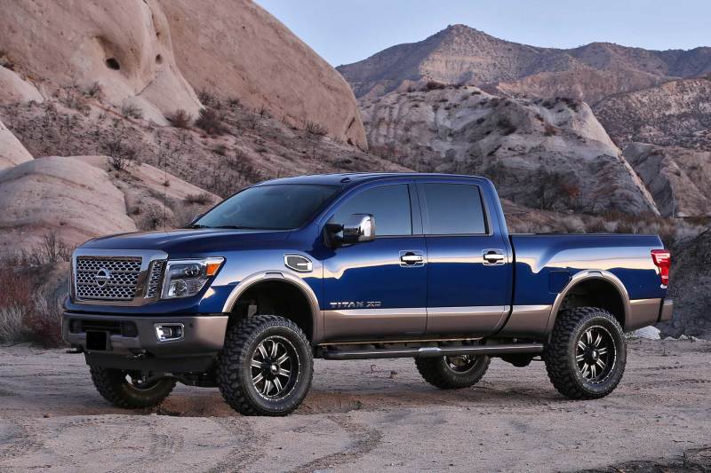 Fabtech 16-18 Nissan Titan XD 4WD Gas 6in Perf. System w/DL 2.5 Resi Coilovers & Rear DL Shocks