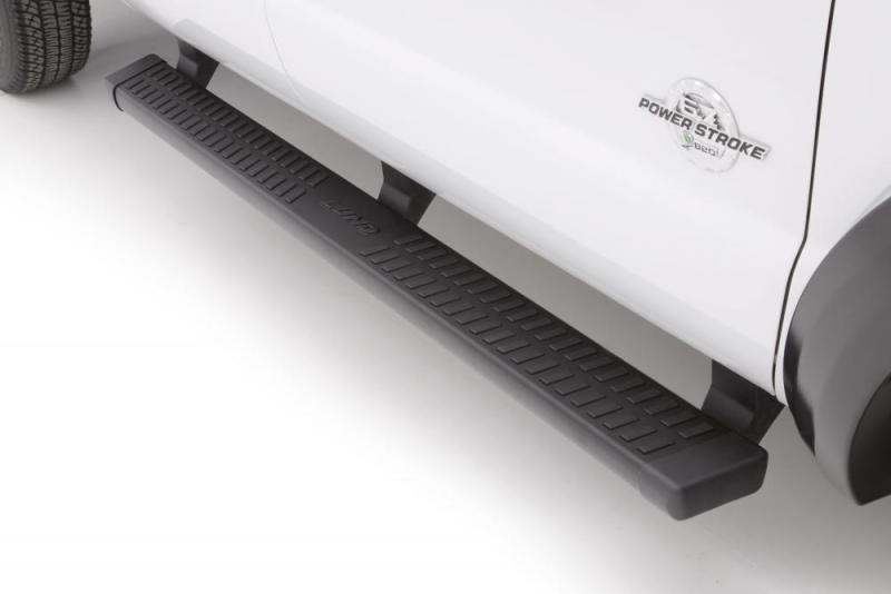 Lund 04-17 Nissan Titan King Cab Summit Ridge Straight Running Boards - Black