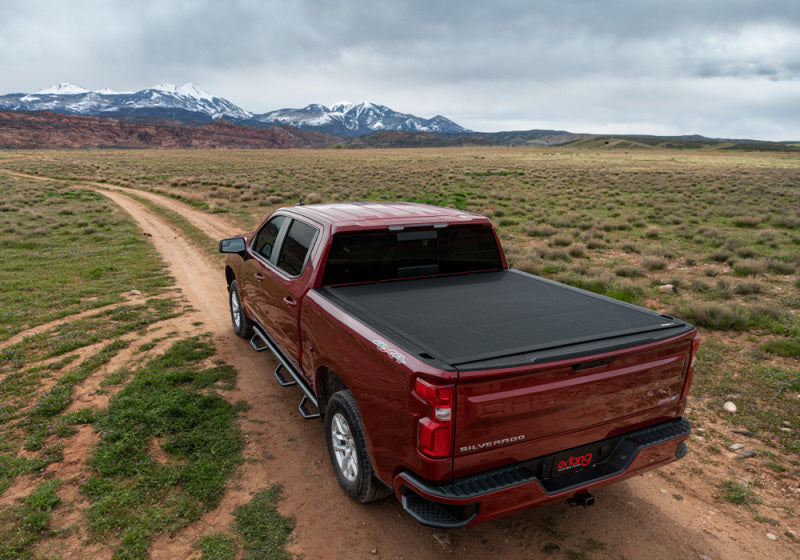 Extang 05-20 Nissan Frontier (6 ft) (with factory side bed rail caps only) Xceed