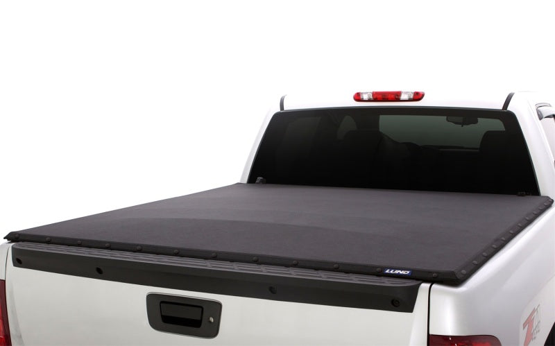 Lund 04-15 Nissan Titan (6.5ft. Bed w/o Utility TRack) Genesis Elite Snap Tonneau Cover - Black