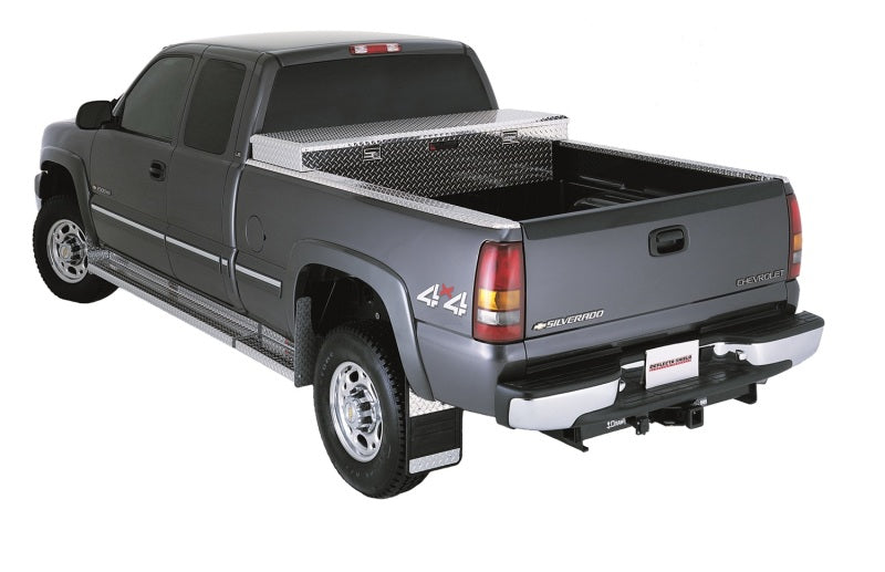 Lund 82-05 Chevy S10 (Short Bed Single-Lid Crossover) Challenger Tool Box - Brite