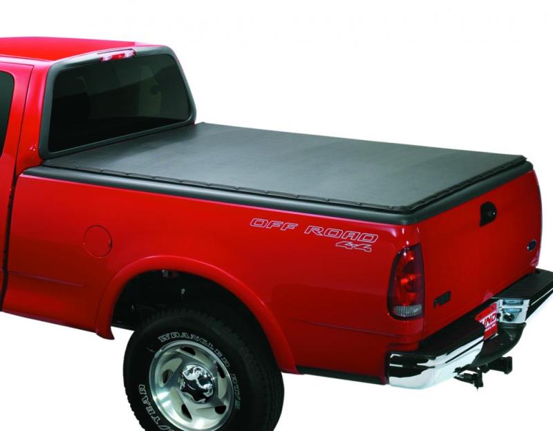 Lund 16-17 Nissan Titan XD (6.5ft. Bed w/Titan Box) Genesis Elite Snap Tonneau Cover - Black