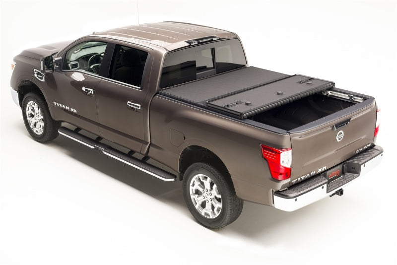 Extang 04-15 Nissan Titan (6.5ft) (w/ Rail System) Solid Fold 2.0