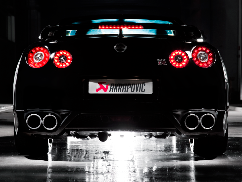 Akrapovic Nissan GT-R Slip-On Line (Titanium) (Req. Tips)