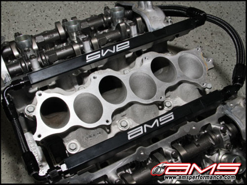 AMS Performance 2009+ Nissan GT-R R35 Alpha Fuel Rail Kit & Lines w/o Regulator - Black